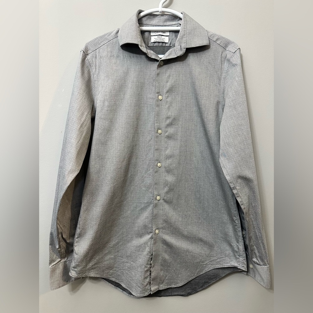 Calvin Klein Steel+ Slim Fit Stretch
Wrinkle Free Dress Shirt Long Sleeve Size M